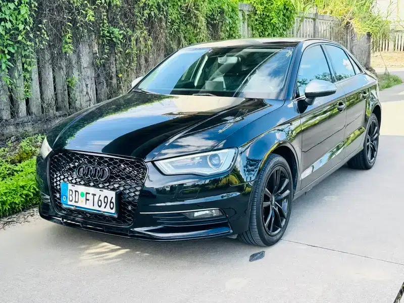 Audi A3 2016 Limousine 35 TFSI Fashion Edition — миниатюра 1