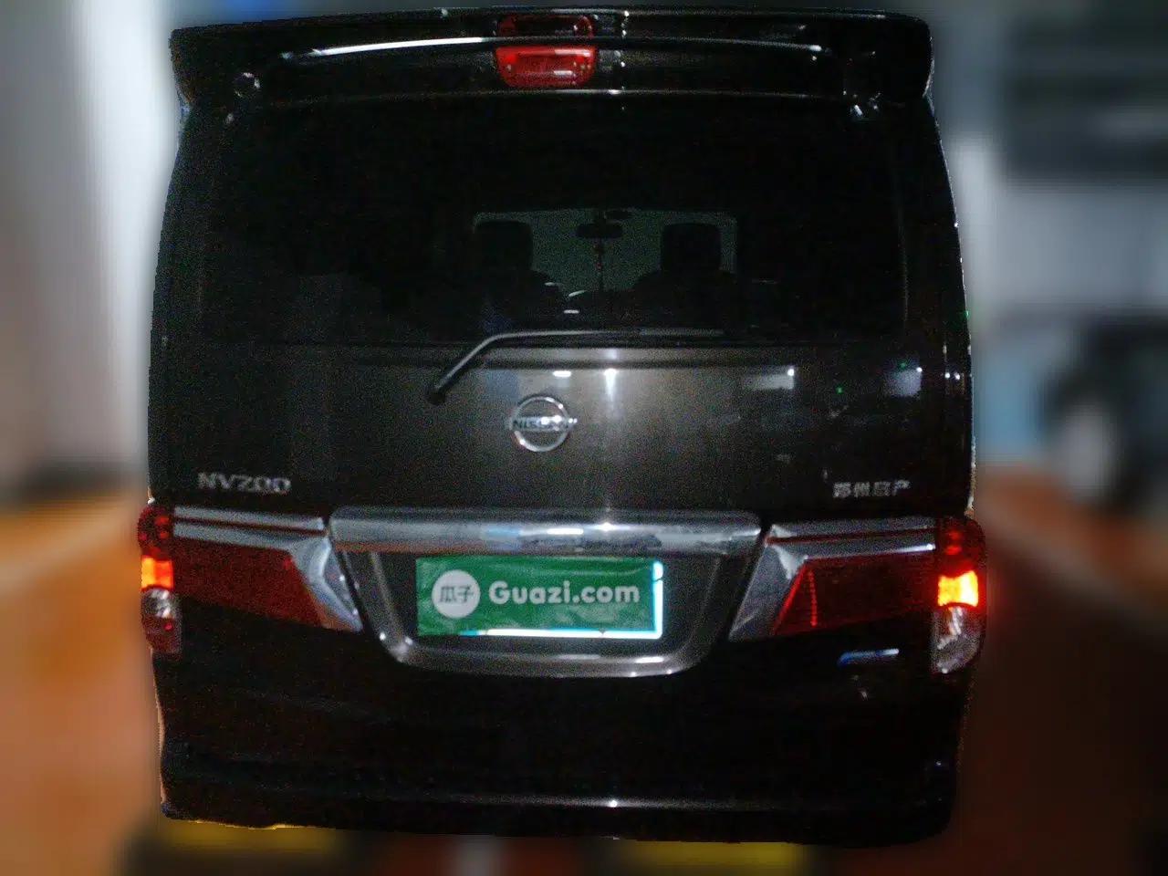 Nissan NV200 2018 1.6L CVT Luxury Model — миниатюра 3