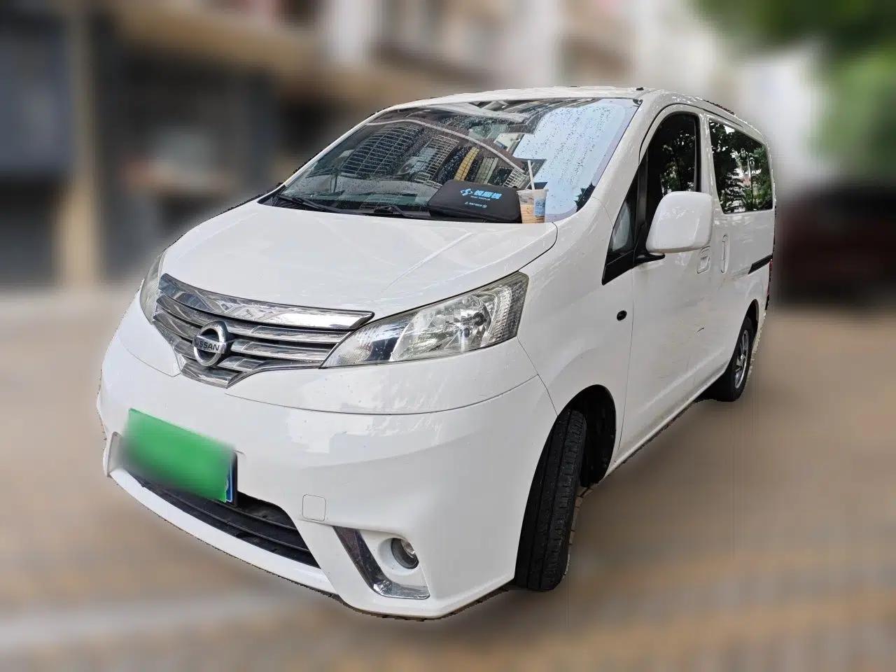Nissan NV200 2018 1.6L CVT Luxury Model — миниатюра 1