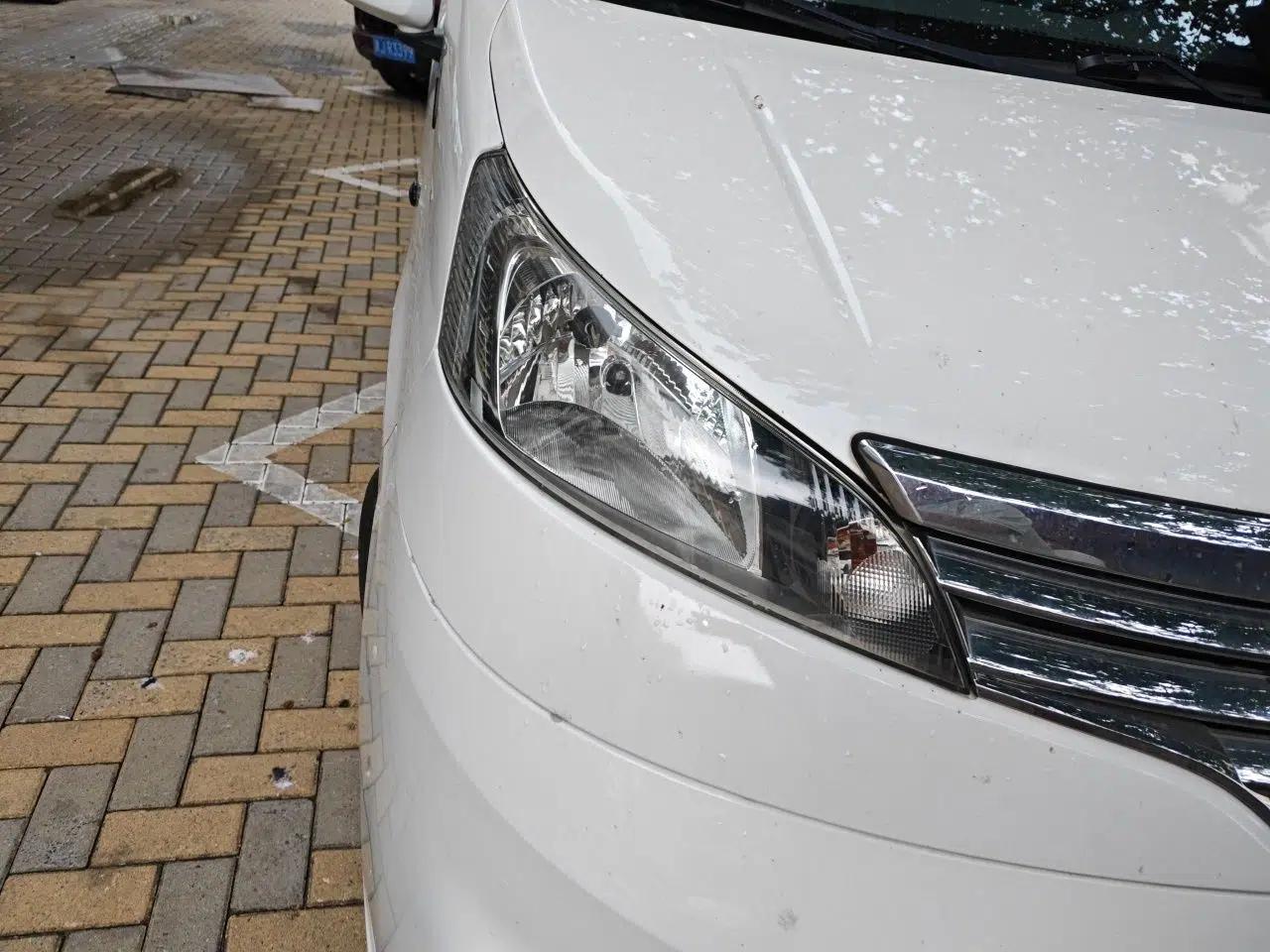 Nissan NV200 2018 1.6L CVT Luxury Model — миниатюра 7