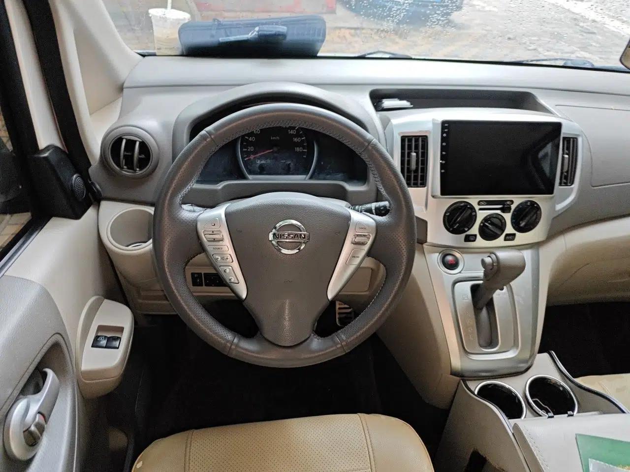 Nissan NV200 2018 1.6L CVT Luxury Model — миниатюра 10