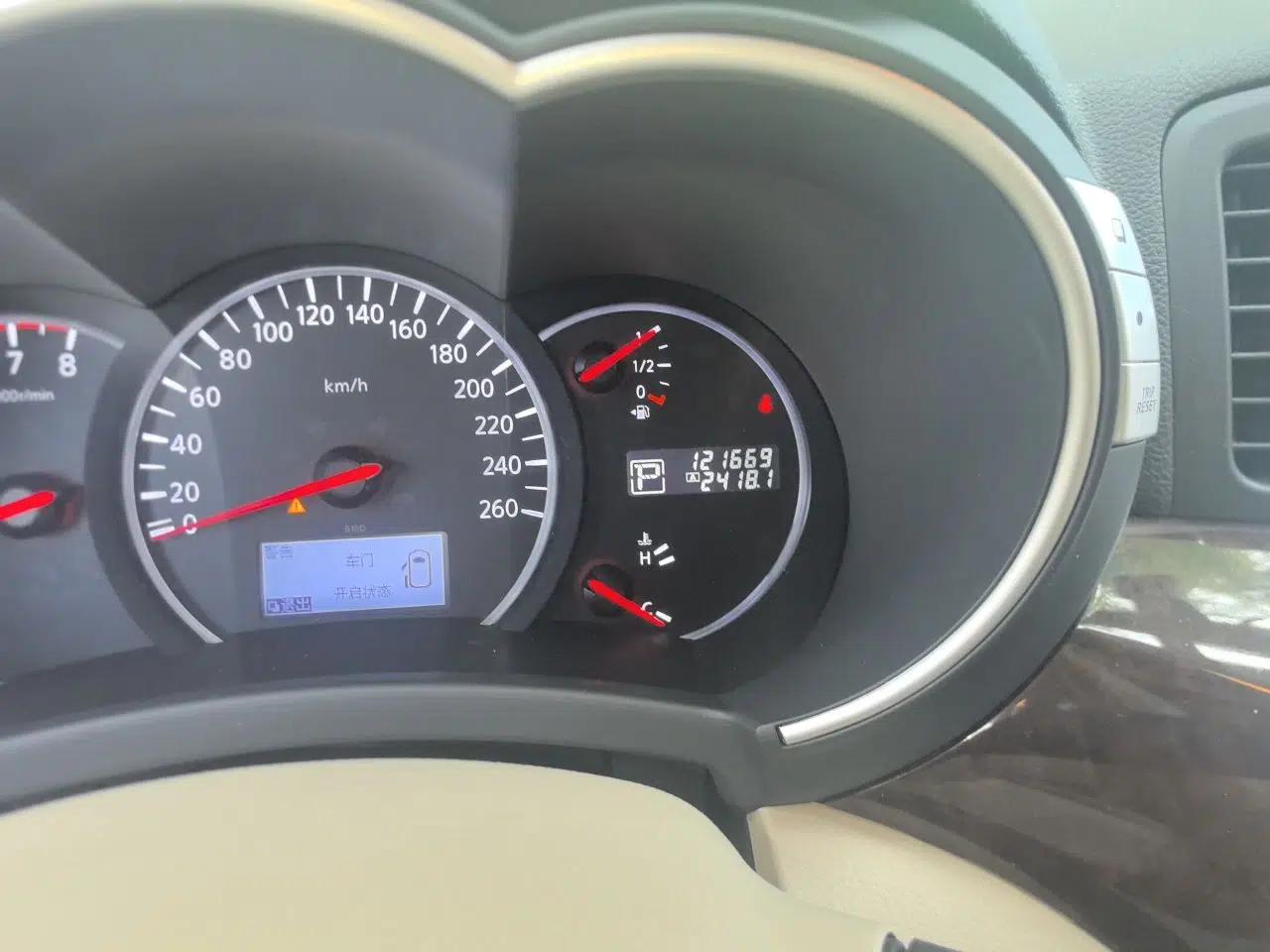 Nissan Quest 2015 3.5L SL — миниатюра 12