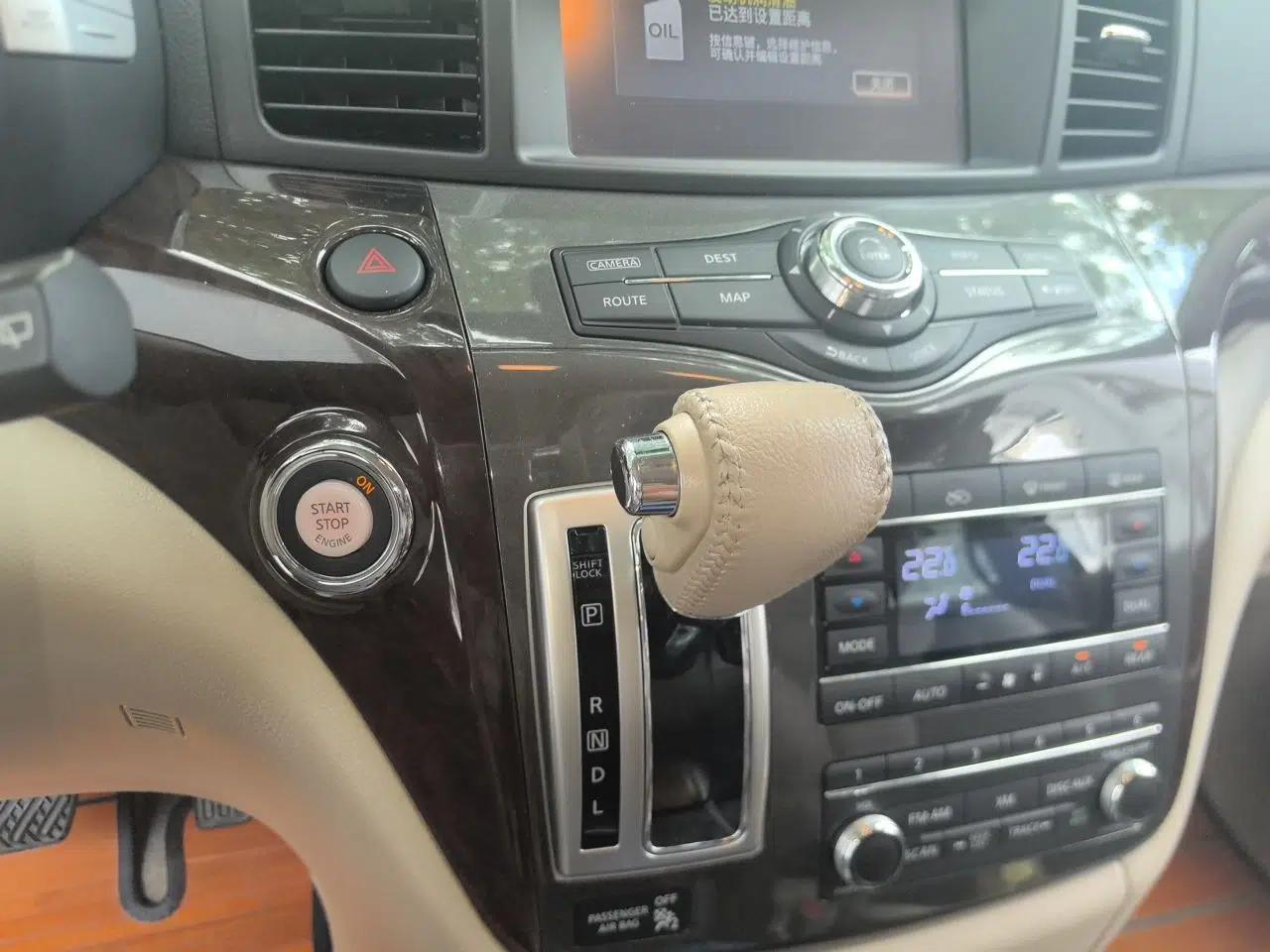 Nissan Quest 2015 3.5L SL — миниатюра 14