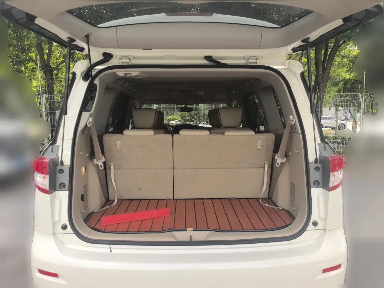 Nissan Quest 2015 3.5L SL — миниатюра 19