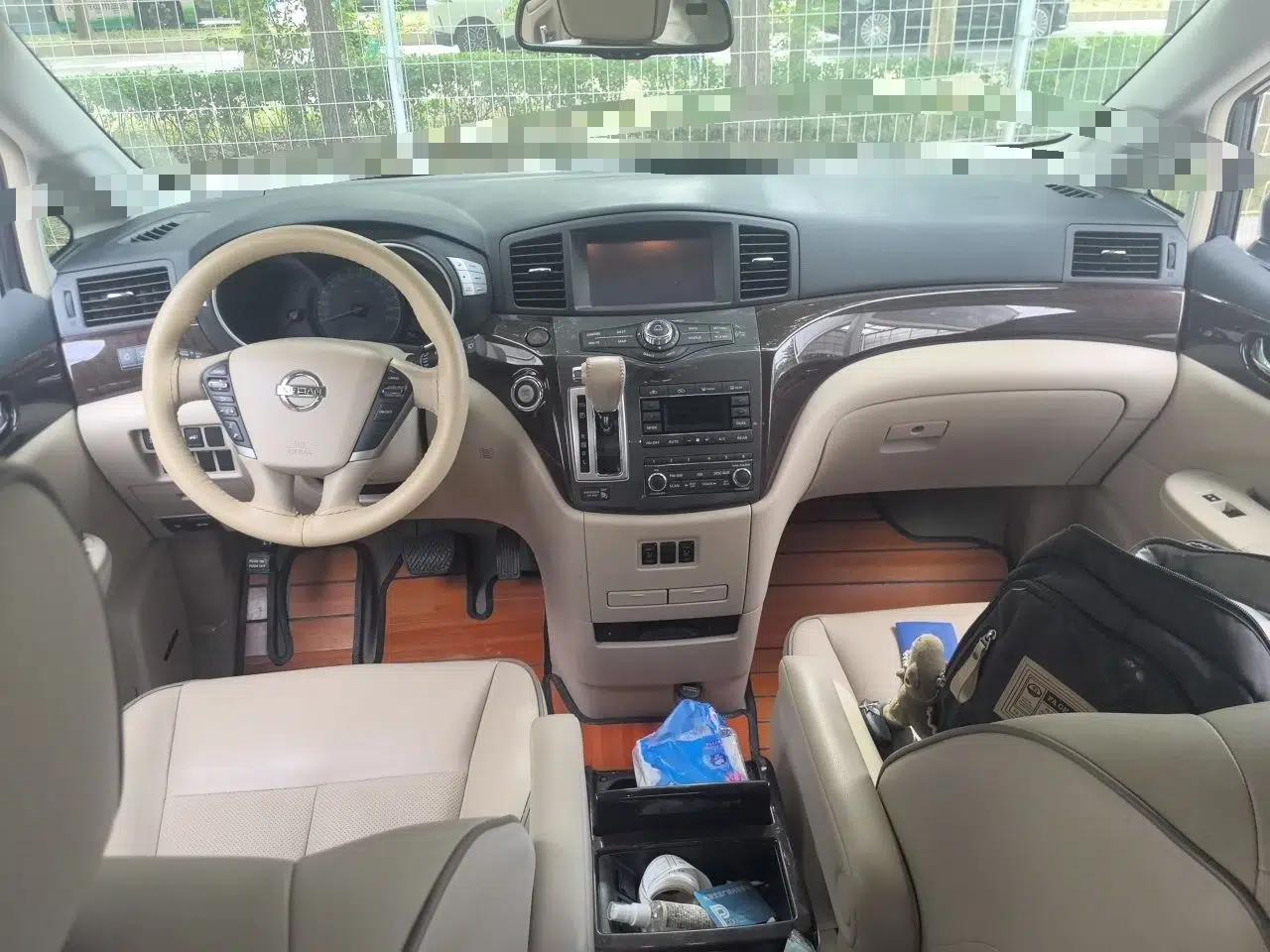Nissan Quest 2015 3.5L SL — миниатюра 9