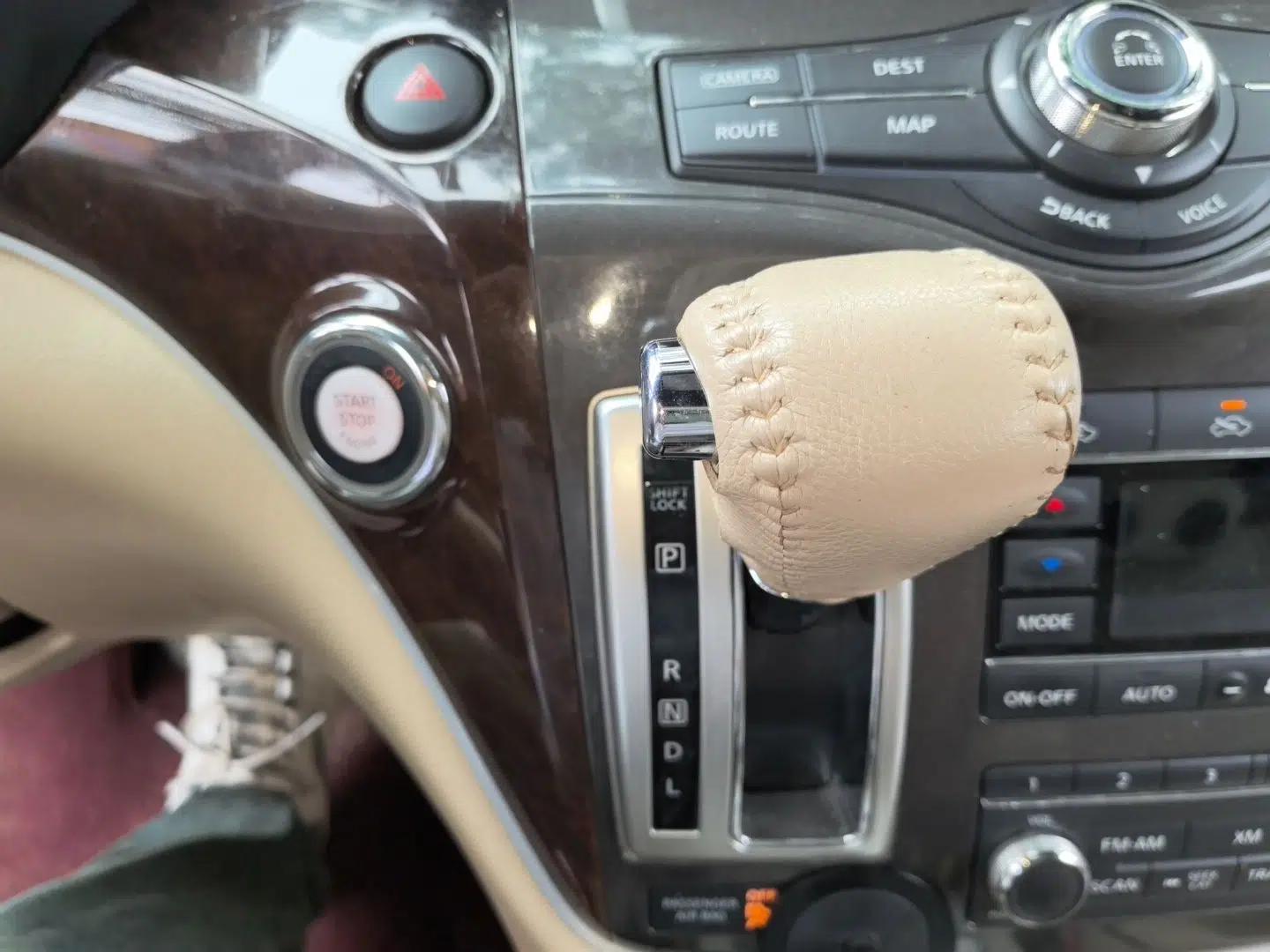Nissan Quest 2015 3.5L SL — миниатюра 14