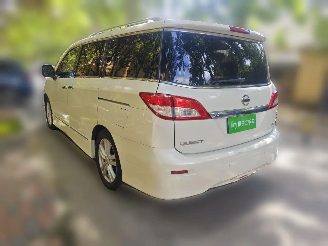Nissan Quest 2015 3.5L SL — миниатюра 4