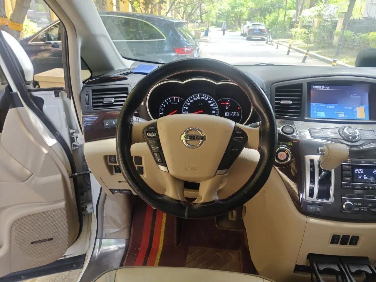 Nissan Quest 2015 3.5L SL — миниатюра 10