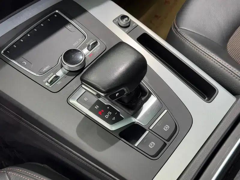 Audi Q5L 2018 40 TFSI Luxury Fashion Edition (National V Emission Standard) — миниатюра 13