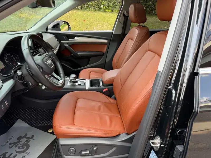 Audi Q5L 2019 2.0T Automatic AWD 5-seater Factory Custom Edition — миниатюра 11