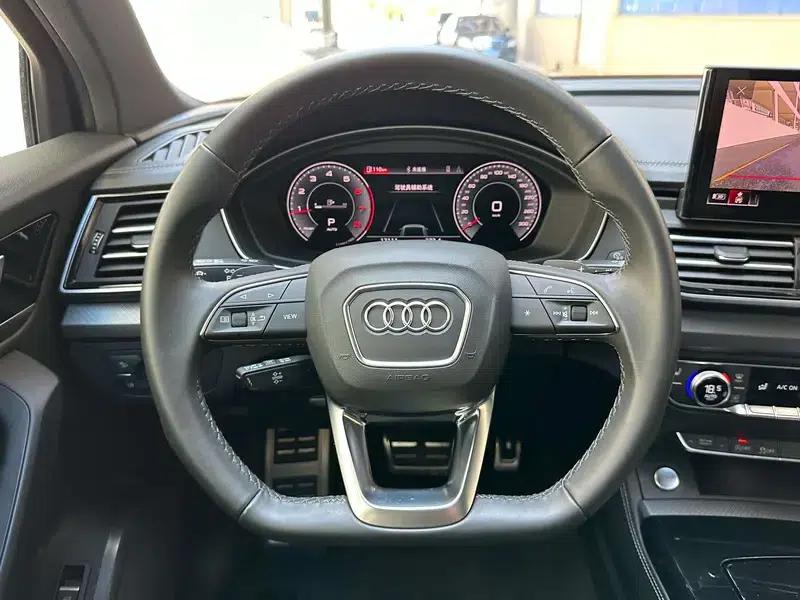Audi Q5L 2025 quattro 45th Anniversary Edition 40TFSI Luxury Dynamic — миниатюра 12