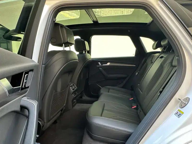 Audi Q5L 2025 quattro 45th Anniversary Edition 40TFSI Luxury Dynamic — миниатюра 15