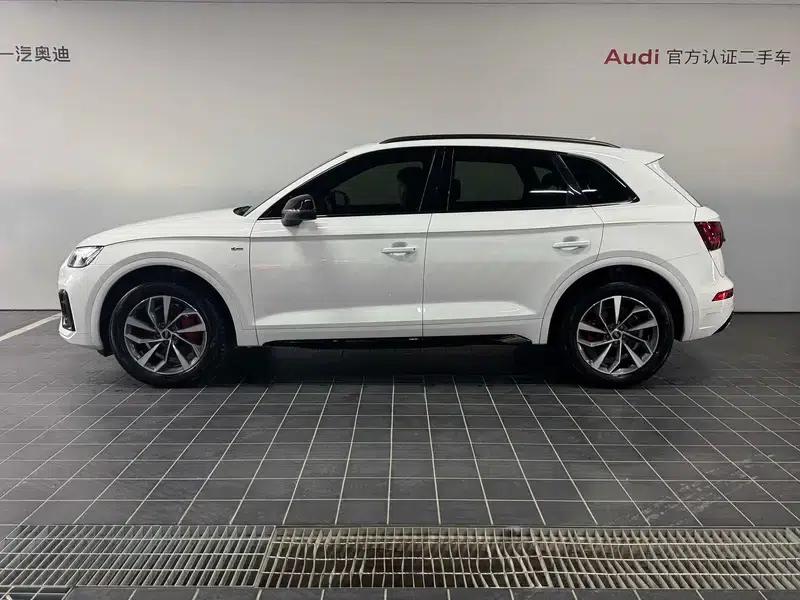 Audi Q5L 2023 40T Luxury Dynamic — миниатюра 4