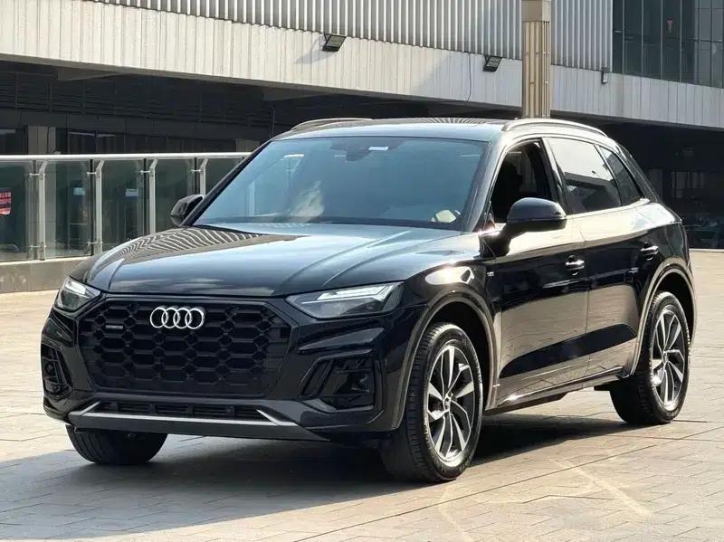 Audi Q5L 2023 40T Luxury Dynamic — миниатюра 1