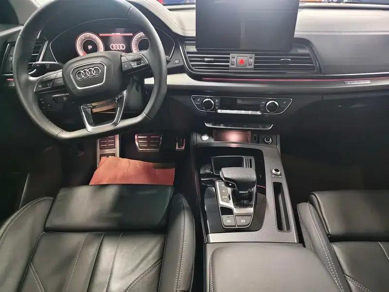 Audi Q5L 2023 40T Luxury Dynamic — миниатюра 11