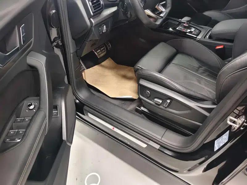 Audi Q5L 2023 40T Luxury Dynamic — миниатюра 9