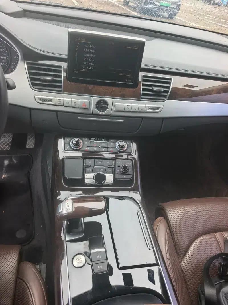2014 Audi A8 A8L 6.3 FSI W12 quattro Flagship Model — миниатюра 5