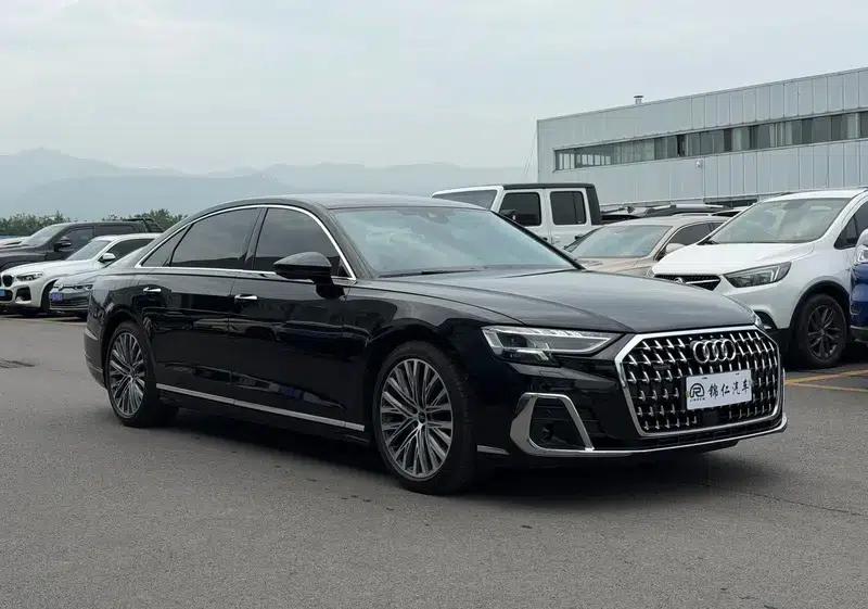 2025 Audi A8 A8L 50 TFSI quattro Premium Edition — миниатюра 3