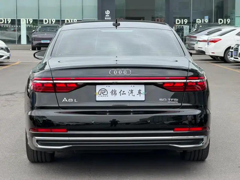 2025 Audi A8 A8L 50 TFSI quattro Premium Edition — миниатюра 5