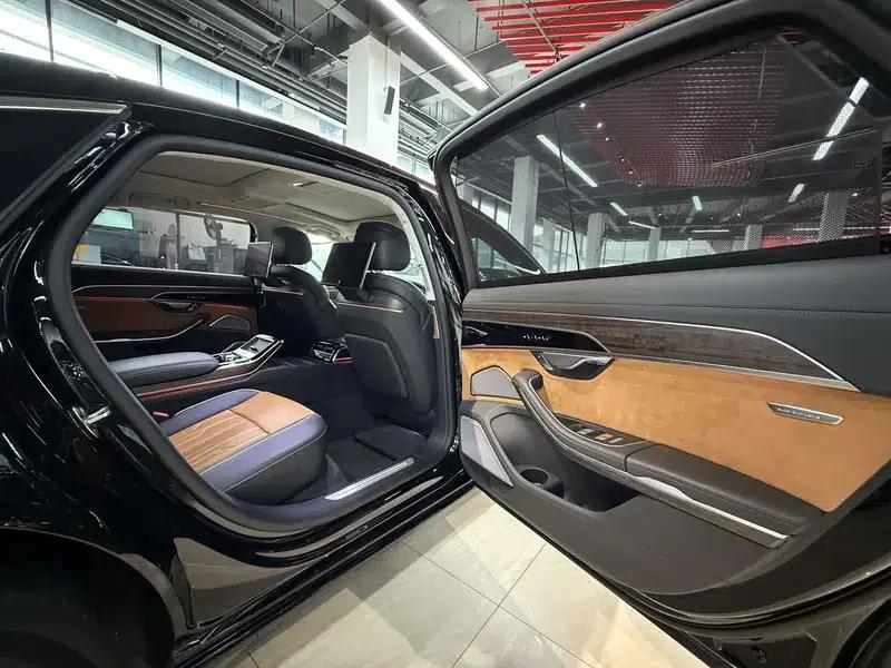 2021 Audi A8 A8L 60 TFSI quattro Premium — миниатюра 19