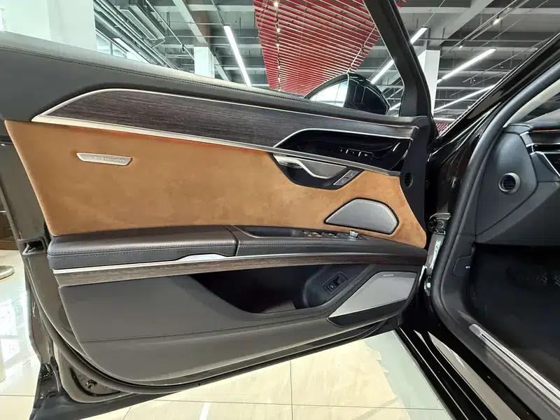 2021 Audi A8 A8L 60 TFSI quattro Premium — миниатюра 20