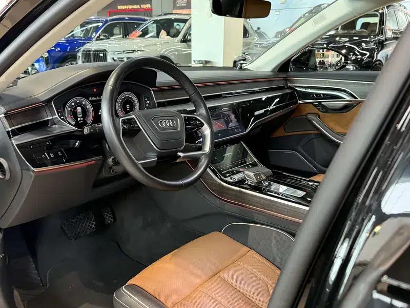 2021 Audi A8 A8L 60 TFSI quattro Premium — миниатюра 26