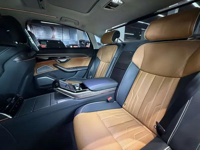 2021 Audi A8 A8L 60 TFSI quattro Premium — миниатюра 35