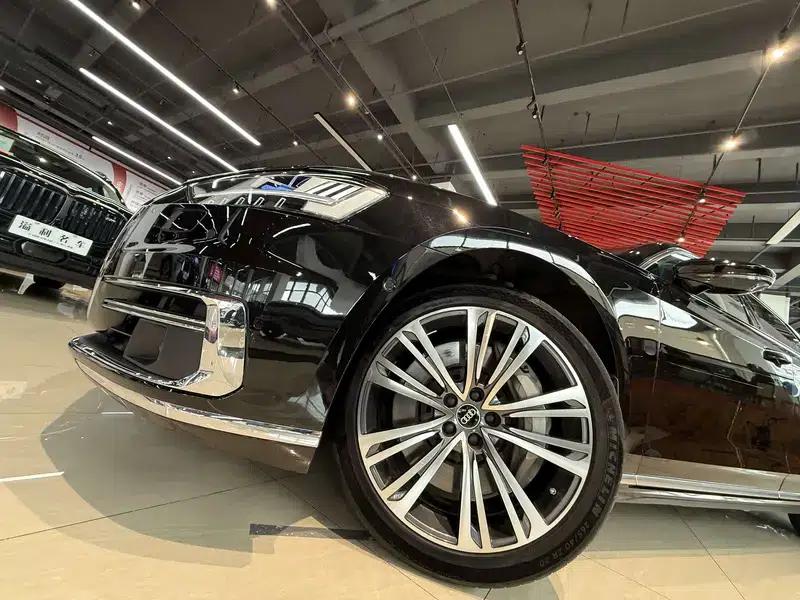 2021 Audi A8 A8L 60 TFSI quattro Premium — миниатюра 10