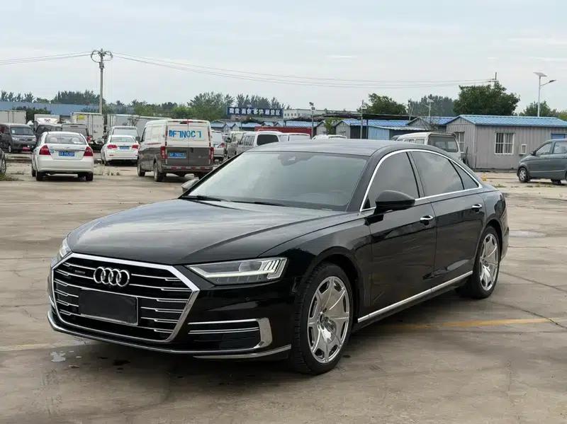 2021 Audi A8 A8L 50 TFSI quattro Comfort — миниатюра 1