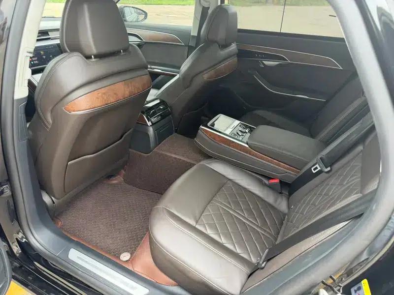 2021 Audi A8 A8L 50 TFSI quattro Comfort — миниатюра 10