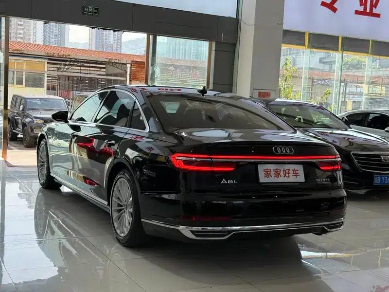 2021 Audi A8 A8L 50 TFSI quattro Comfort — миниатюра 3