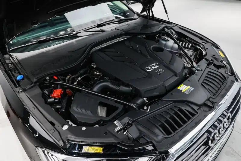2021 Audi A8 A8L 55 TFSI quattro Premium — миниатюра 8