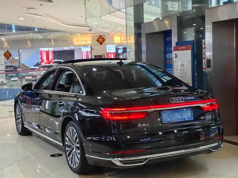 2018 Audi A8 A8L 55 TFSI quattro Luxury — миниатюра 3