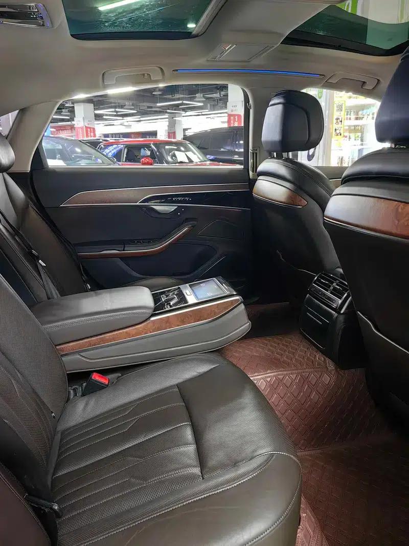 2018 Audi A8 A8L 55 TFSI quattro Luxury — миниатюра 7