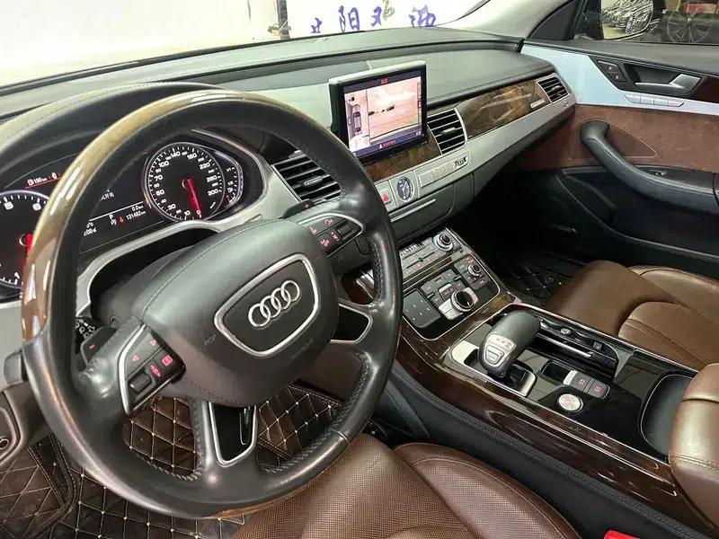 2017 Audi A8 A8L 45 TFSI quattro Comfort — миниатюра 8