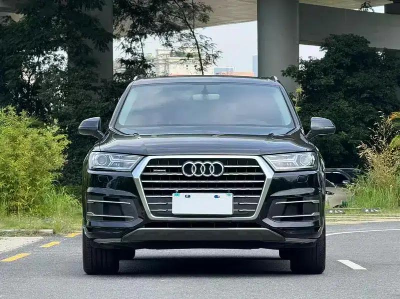 Audi Q7 2017 3.0T Automatic AWD 7-Seater Parallel Import — миниатюра 2