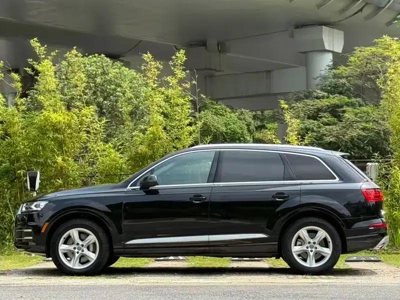 Audi Q7 2017 3.0T Automatic AWD 7-Seater Parallel Import — миниатюра 3
