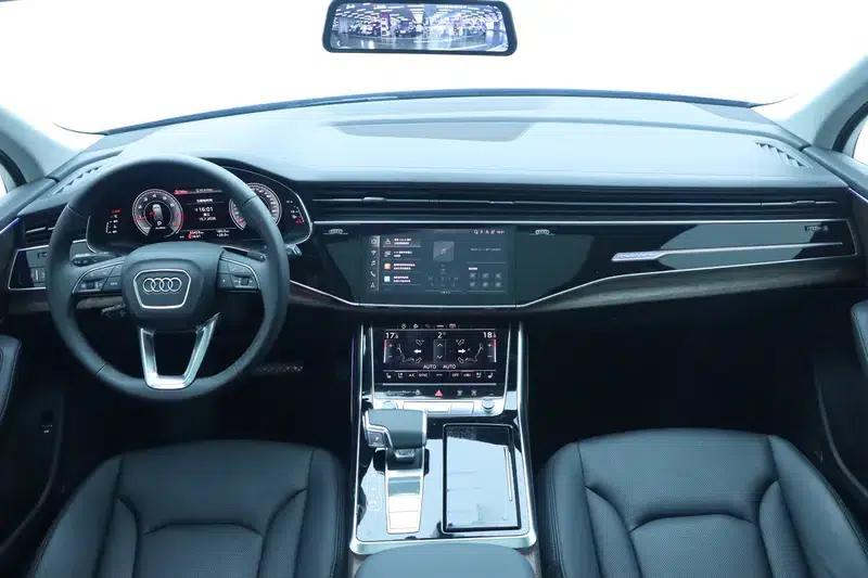 Audi Q7 2023 45 TFSI quattro S line Sport — миниатюра 11