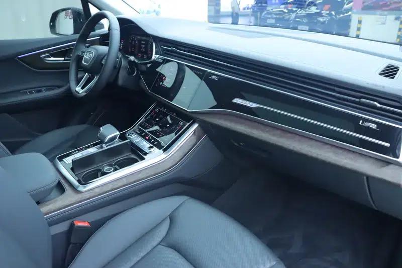 Audi Q7 2023 45 TFSI quattro S line Sport — миниатюра 16