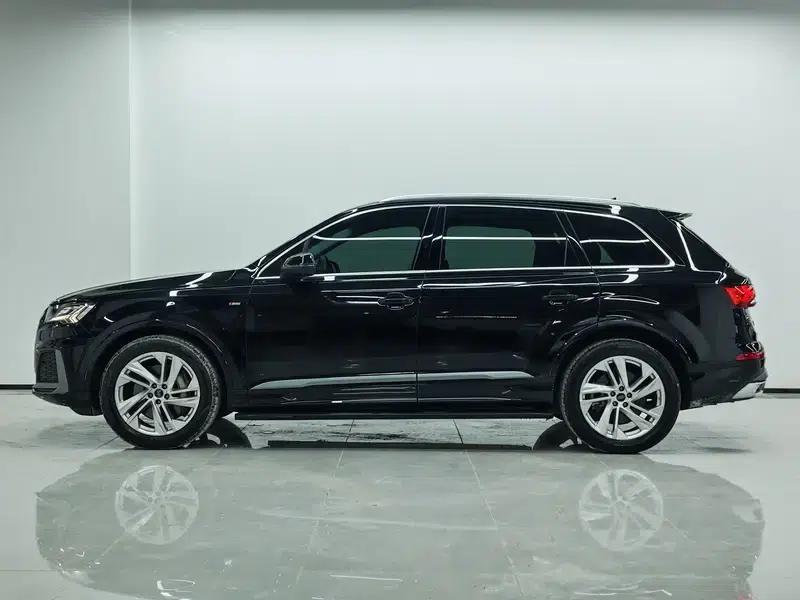 Audi Q7 2021 45 TFSI quattro S line Sport — миниатюра 3
