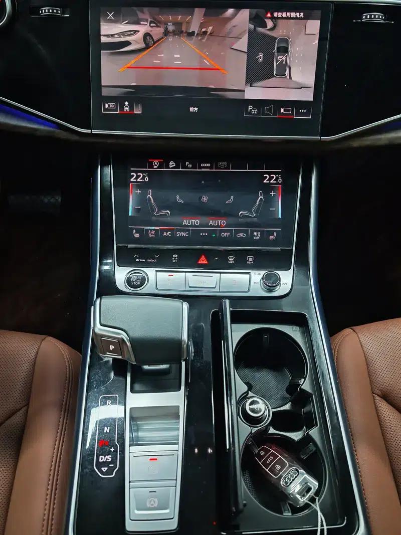 Audi Q7 2021 45 TFSI quattro S line Sport — миниатюра 8
