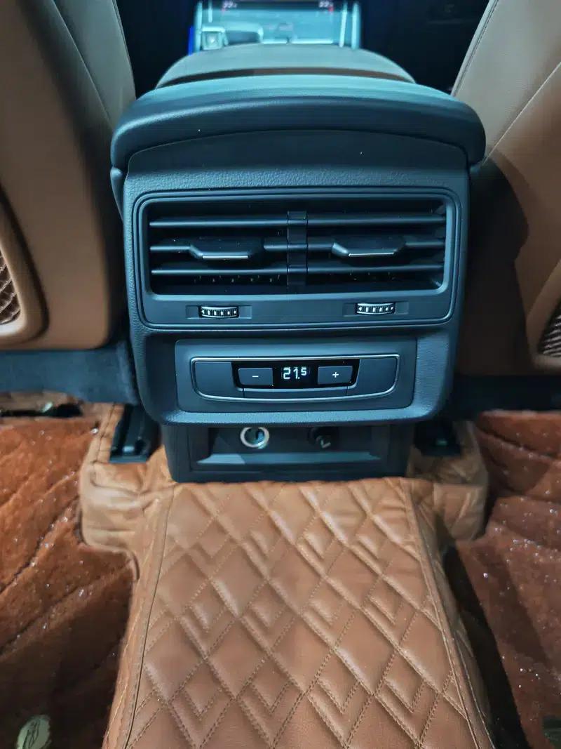 Audi Q7 2021 45 TFSI quattro S line Sport — миниатюра 10