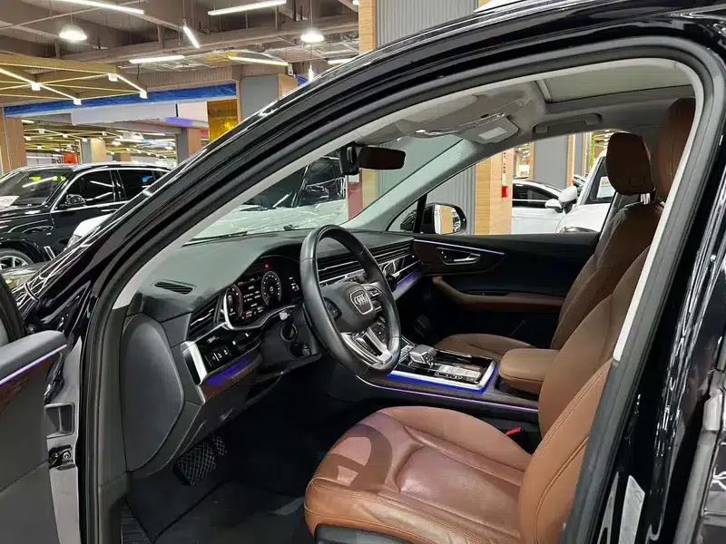 Audi Q7 2021 55 TFSI quattro S line Sport — миниатюра 13