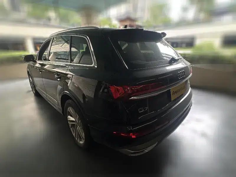 Audi Q7 2022 45 TFSI quattro S line Sport — миниатюра 6