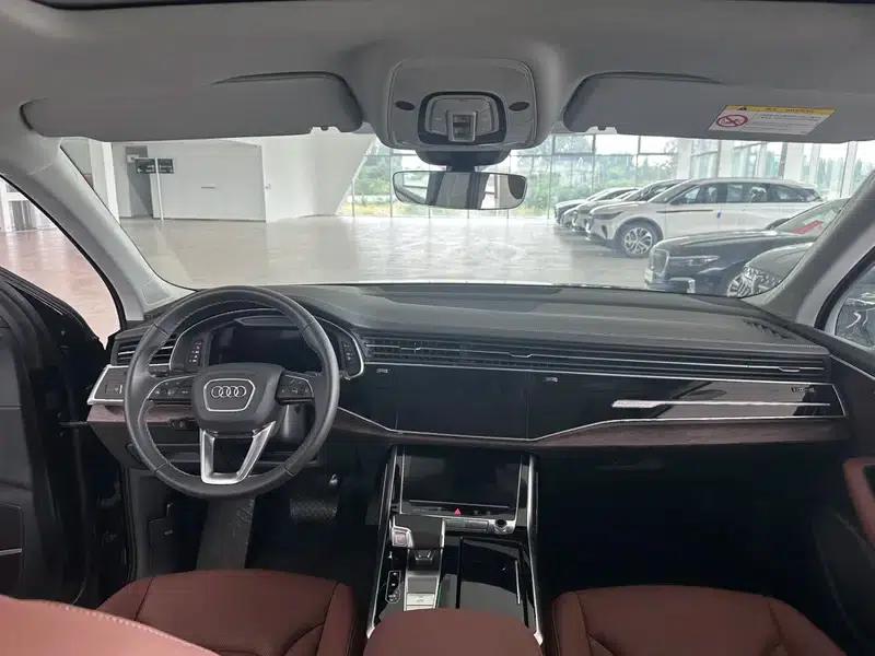Audi Q7 2025 55 TFSI quattro S line Sport — миниатюра 16