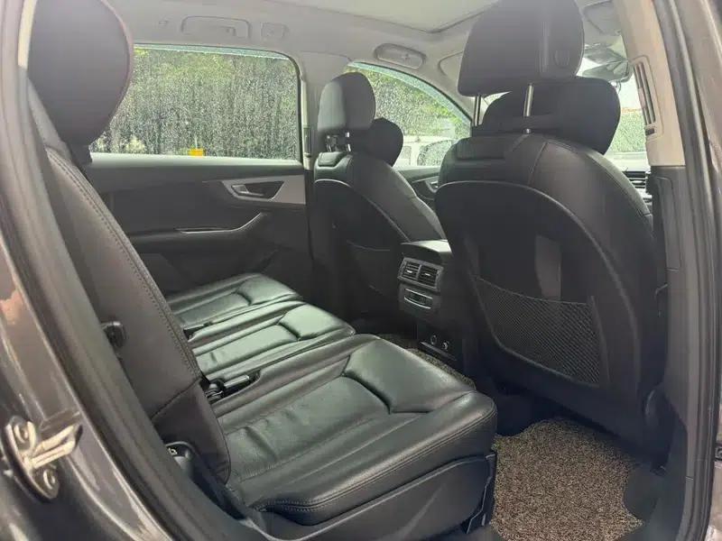 Audi Q7 2019 55 TFSI Technology Edition — миниатюра 9