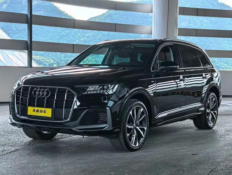 Audi Q7 2023 55 TFSI quattro S line Sport — миниатюра 1
