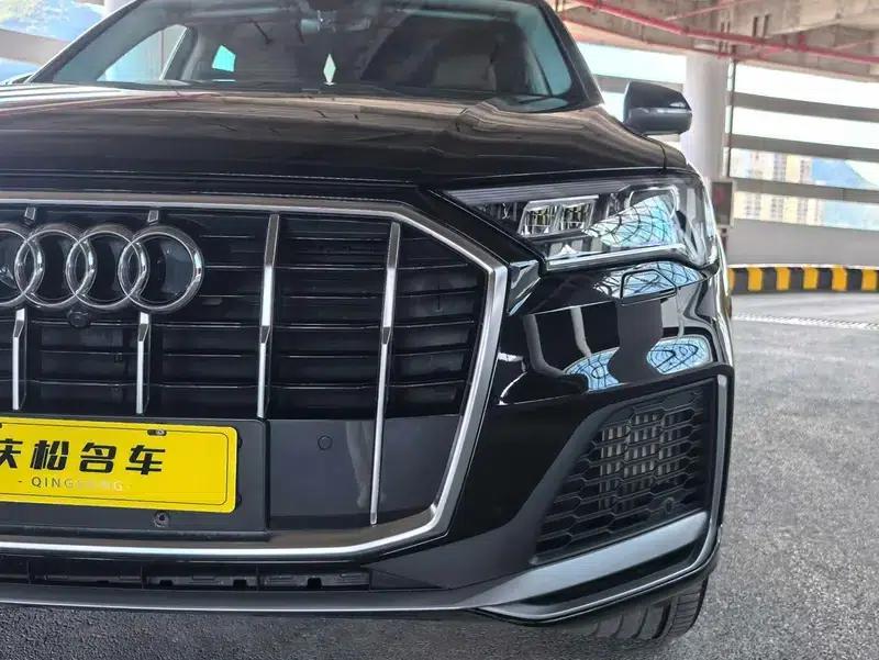 Audi Q7 2023 55 TFSI quattro S line Sport — миниатюра 11