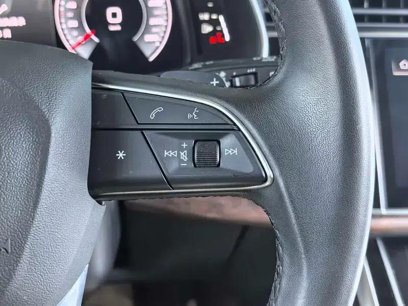Audi Q7 2023 55 TFSI quattro S line Sport — миниатюра 17