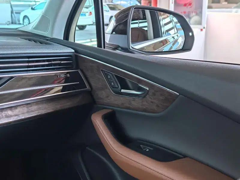 Audi Q7 2023 55 TFSI quattro S line Sport — миниатюра 21